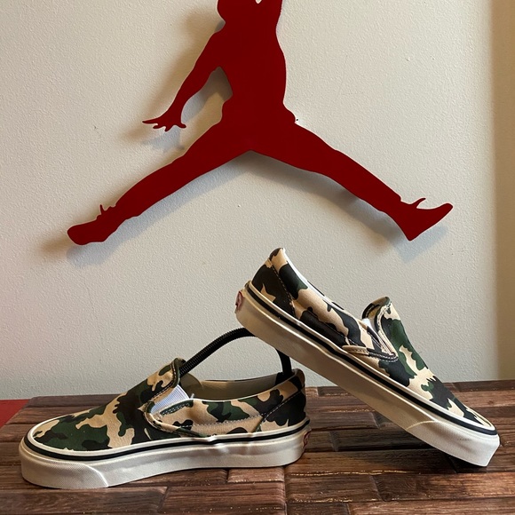 Vans.   Off the wall - Picture 2 of 13